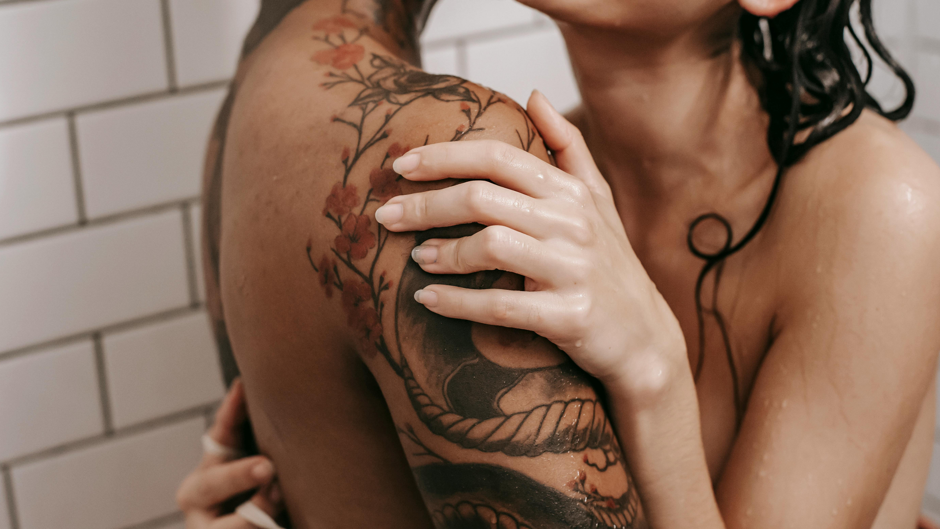 pexels-tim-samuel-5838841-1739890266