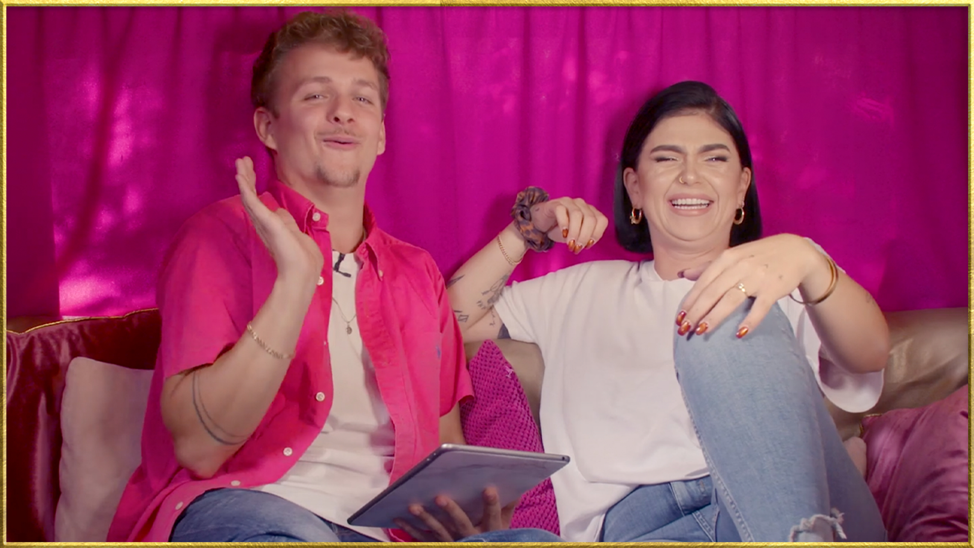 Afbeelding van Roxeanne Hazes over sekstapes maken | De Seksmobiel