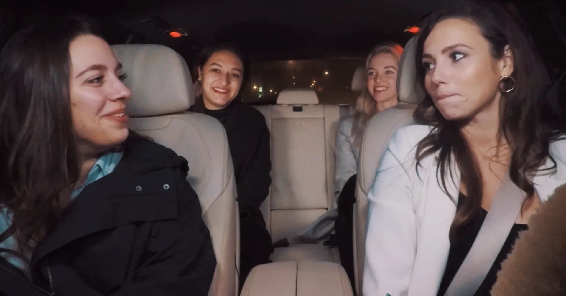 Afbeelding van Zo voorkom je blaasontsteking na de seks | SEXY TAXI #8