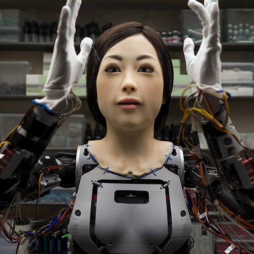 Ik bezocht een robot die drugsvoorlichting geeft